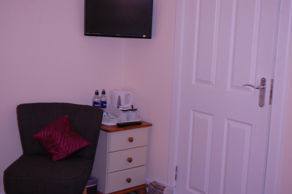 Dawn Break Bed & Breakfast Largs Oda fotoğraf